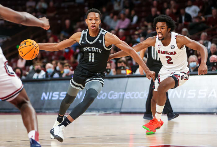 Tennessee G Jordan Gainey playing for USC Upstate against South Carolina in Columbia, South Carolina, on November 9, 2021. (Photo by Jeff Blake of USA Today Sports)